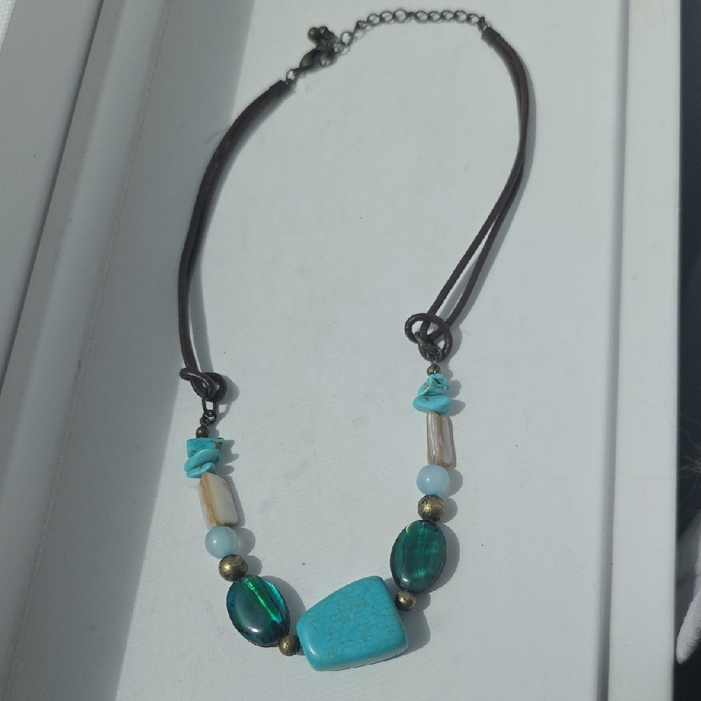 Turquoise and Green Beaded Necklace - Picture 2 of 4
